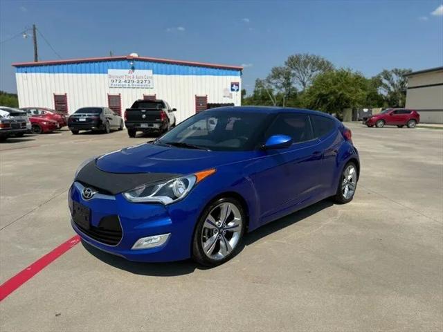2013 Hyundai Veloster Base w/Black