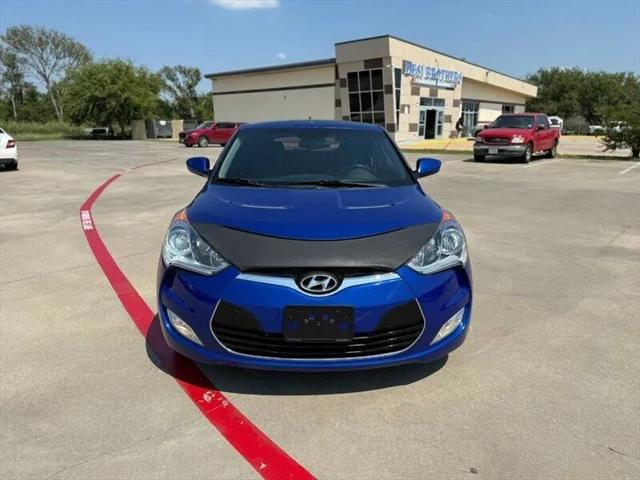 2013 Hyundai Veloster Base w/Black