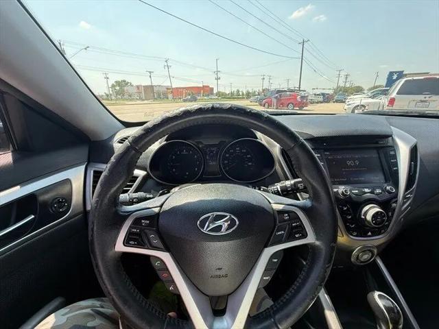 2013 Hyundai Veloster Base w/Black