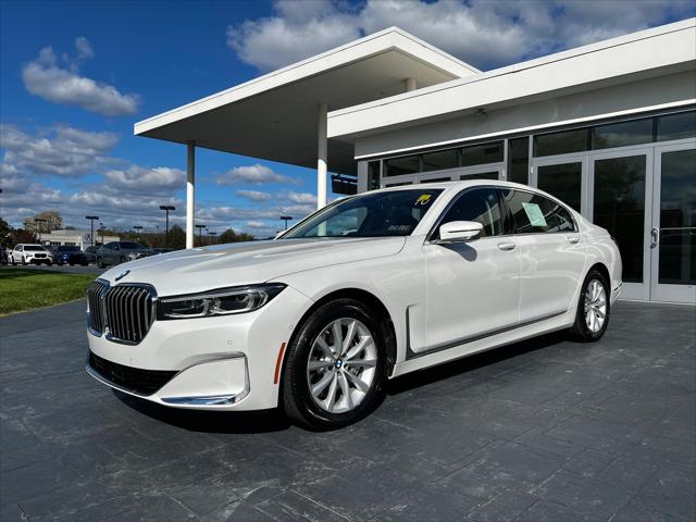 2022 BMW 740