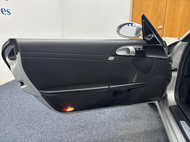 2005 Porsche Boxster 2dr Roadster