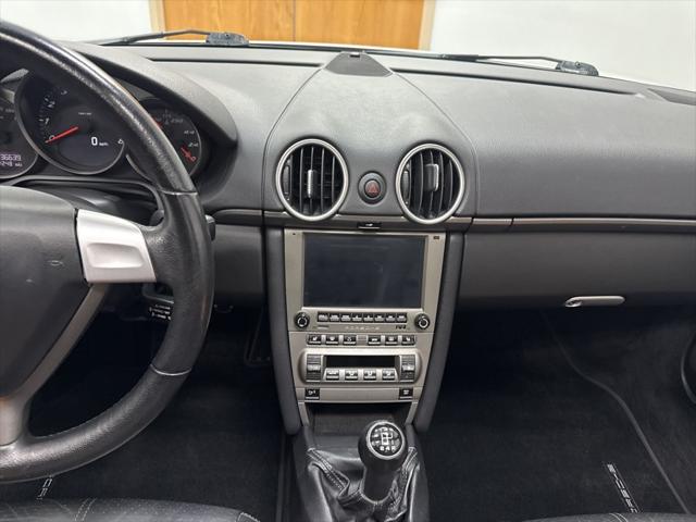 2005 Porsche Boxster 2dr Roadster