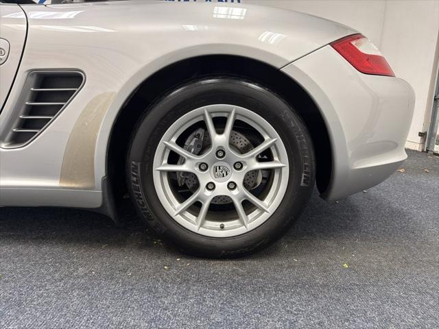 2005 Porsche Boxster 2dr Roadster
