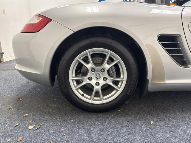 2005 Porsche Boxster 2dr Roadster