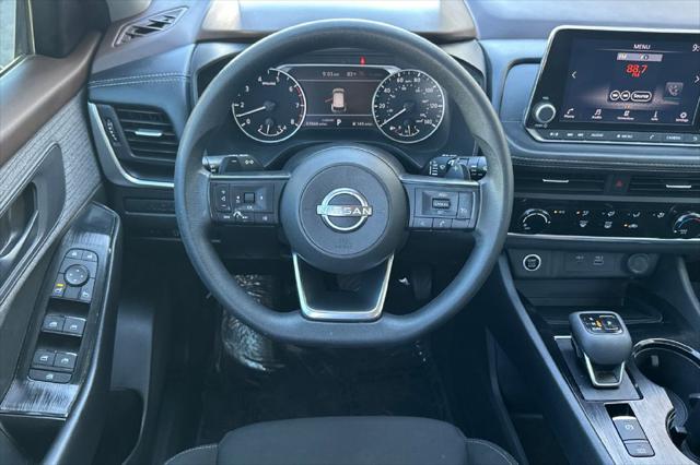 2023 Nissan Rogue S FWD