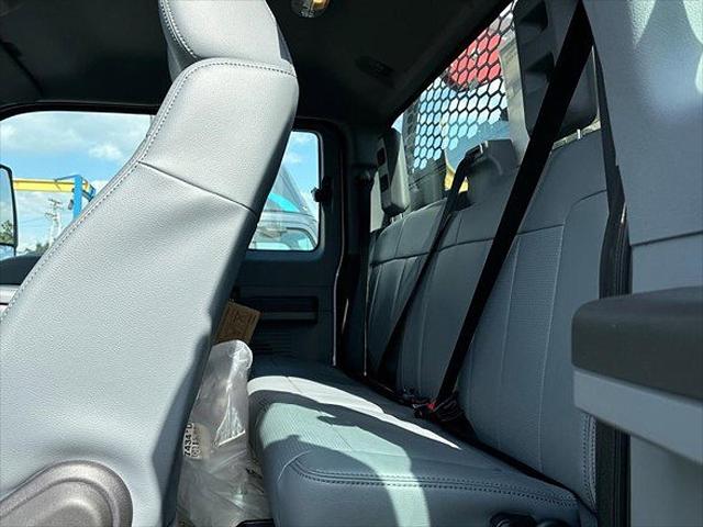 2025 Ford F-750 Base