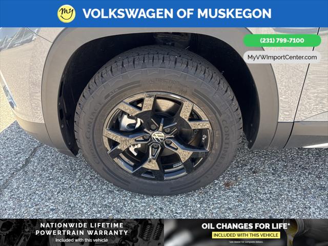 2025 Volkswagen Atlas 2.0T Peak Edition