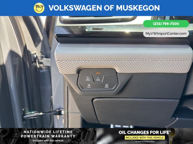 2025 Volkswagen Atlas 2.0T Peak Edition