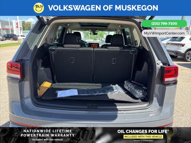 2025 Volkswagen Atlas 2.0T Peak Edition