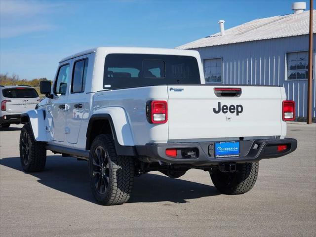 2025 Jeep Gladiator GLADIATOR NIGHTHAWK 4X4