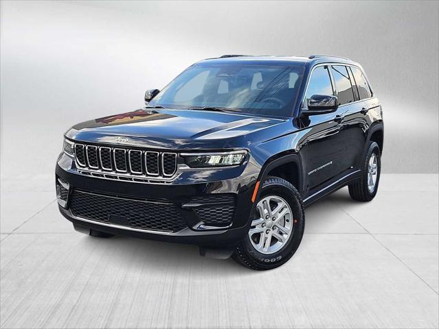 2025 Jeep Grand Cherokee GRAND CHEROKEE LAREDO 4X2