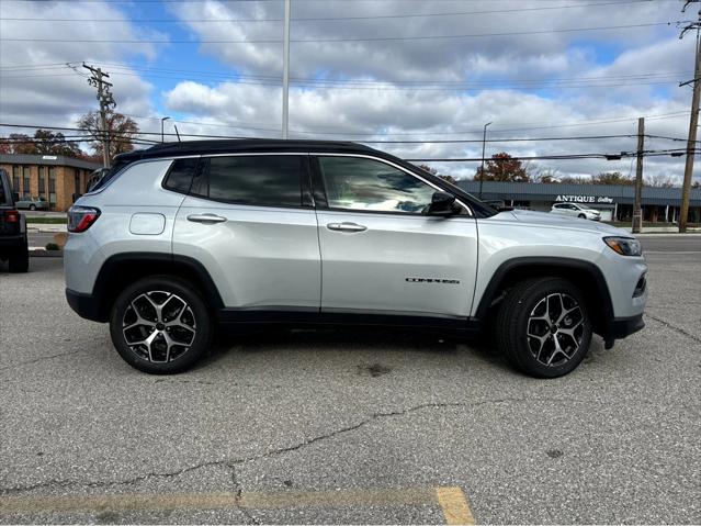 2025 Jeep Compass COMPASS LIMITED 4X4