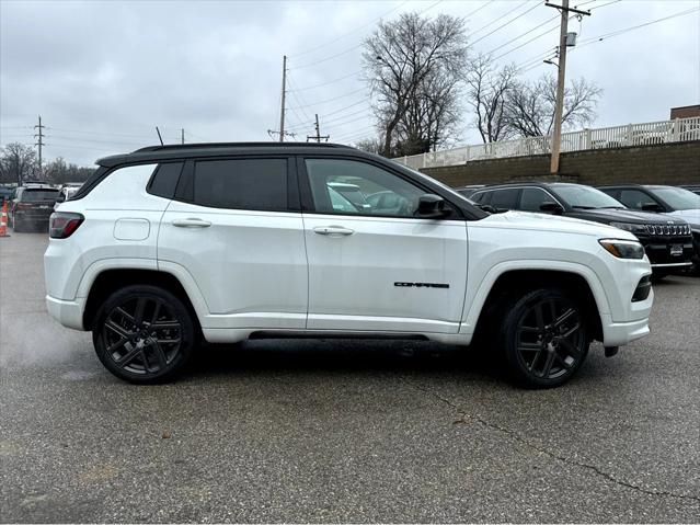 2025 Jeep Compass COMPASS LIMITED 4X4