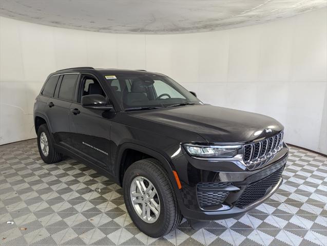 2025 Jeep Grand Cherokee GRAND CHEROKEE LAREDO 4X2