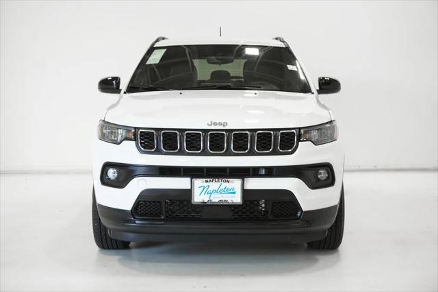 2025 Jeep Compass COMPASS LATITUDE 4X4