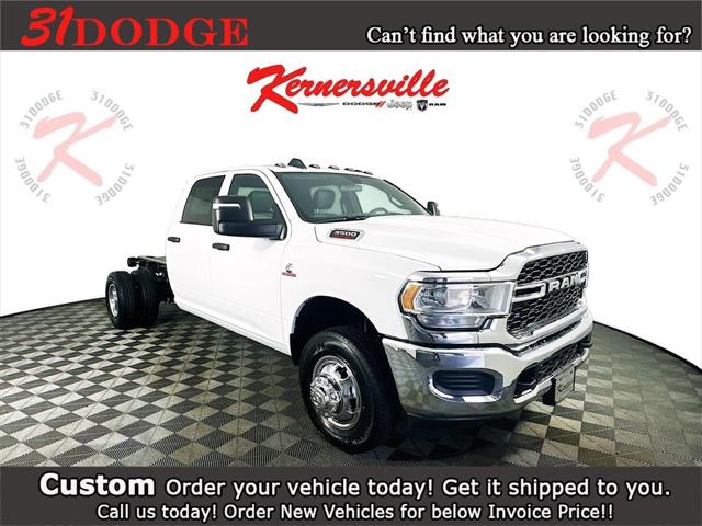 2024 RAM Ram 3500 Chassis Cab RAM 3500 TRADESMAN CREW CAB CHASSIS 4X2 60 CA