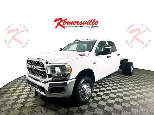 2024 RAM Ram 3500 Chassis Cab RAM 3500 TRADESMAN CREW CAB CHASSIS 4X2 60 CA