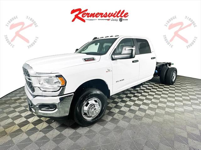 2024 RAM Ram 3500 Chassis Cab RAM 3500 SLT CREW CAB CHASSIS 4X4 60 CA