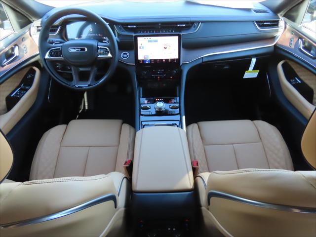 2025 Jeep Grand Cherokee GRAND CHEROKEE L SUMMIT 4X4