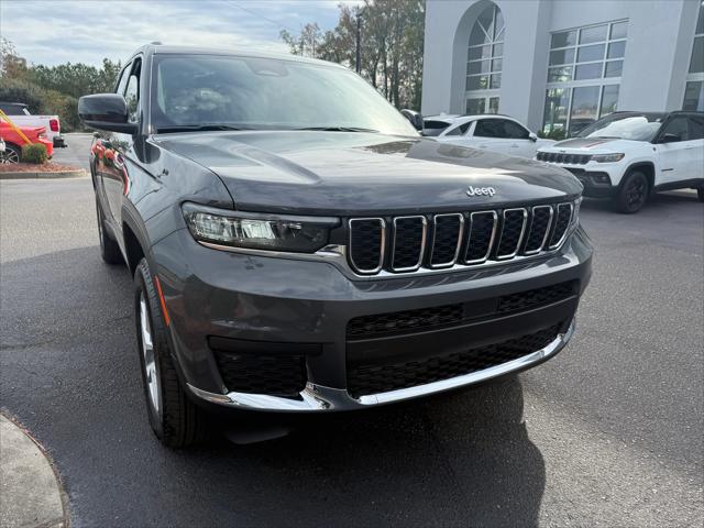 2025 Jeep Grand Cherokee GRAND CHEROKEE L LAREDO 4X2