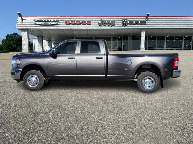 2024 RAM Ram 3500 RAM 3500 TRADESMAN CREW CAB 4X4 8 BOX