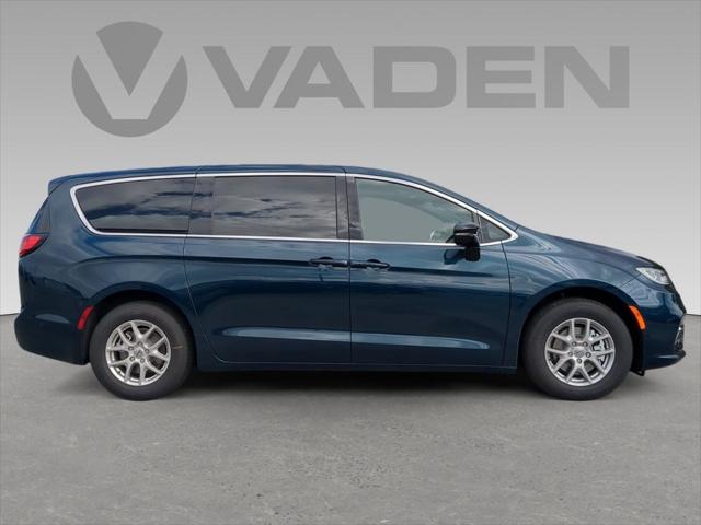 2025 Chrysler Pacifica PACIFICA SELECT