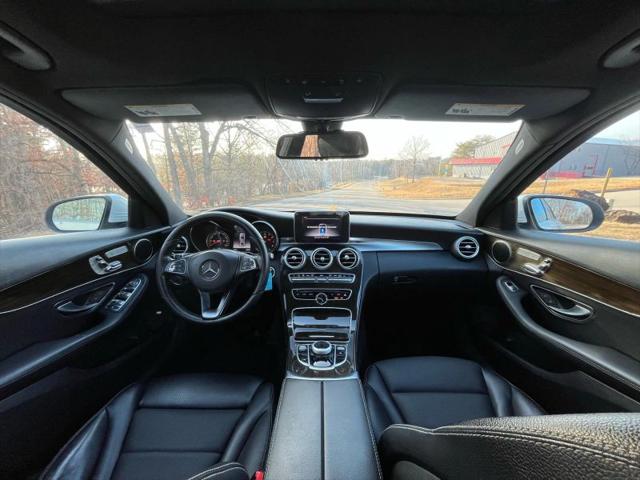 2018 Mercedes-Benz C-CLASS C 300 C 300 Sedan 4D