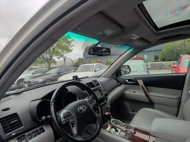 2013 Toyota Highlander Limited V6