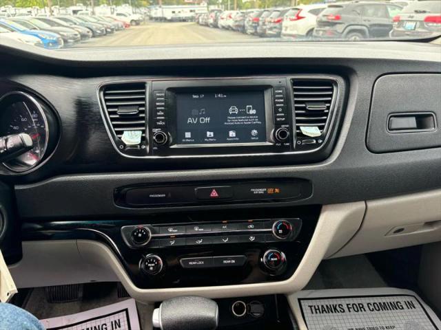 2020 Kia Sedona LX