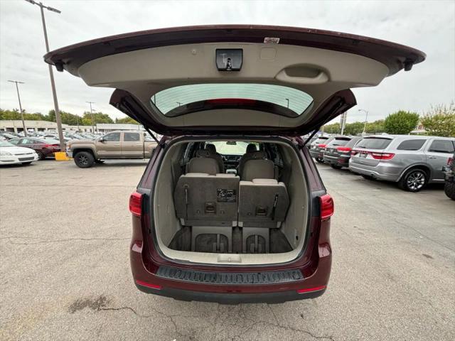 2020 Kia Sedona LX