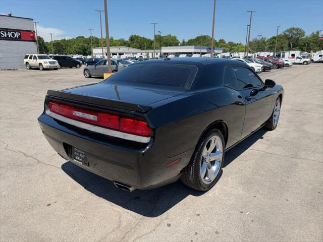2012 Dodge Challenger SXT