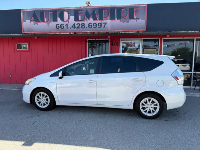 2013 Toyota Prius v Three for sale in Bakersfield, CA