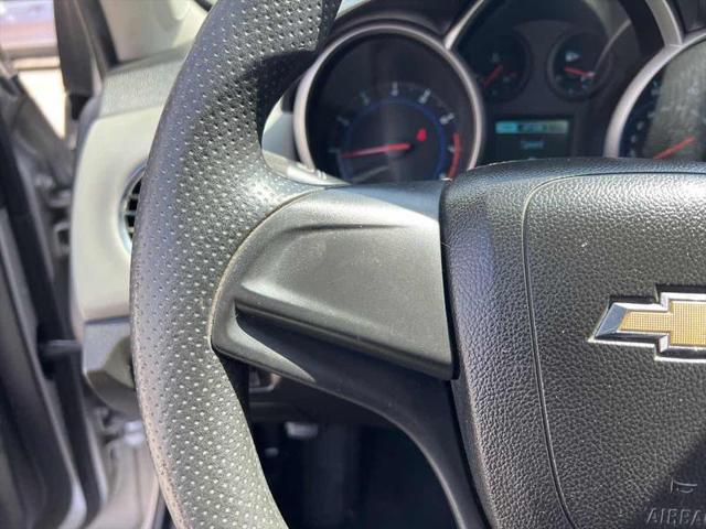 2013 Chevrolet Cruze LS Auto