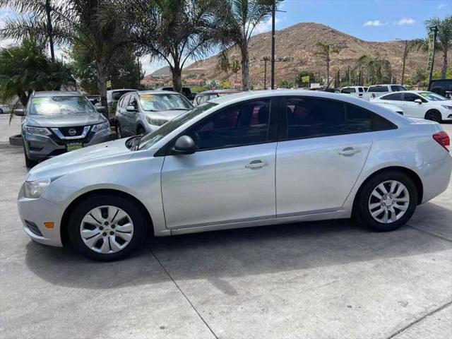 2013 Chevrolet Cruze LS Auto