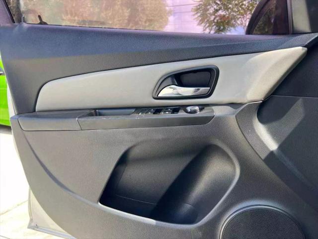 2013 Chevrolet Cruze LS Auto