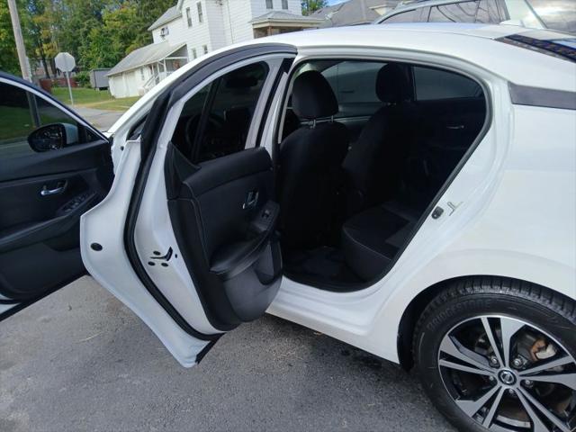 2021 Nissan Sentra SV Xtronic CVT