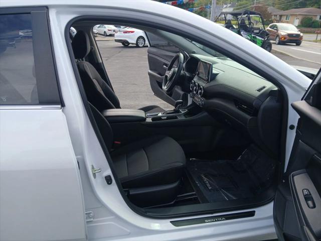 2021 Nissan Sentra SV Xtronic CVT