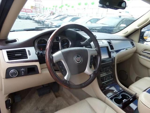 2013 Cadillac Escalade Luxury