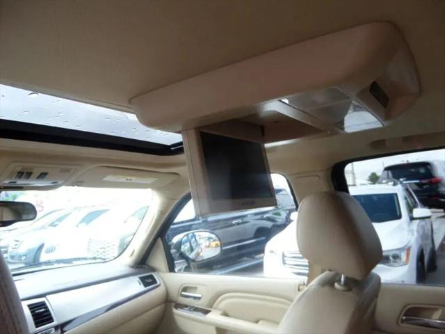 2013 Cadillac Escalade Luxury