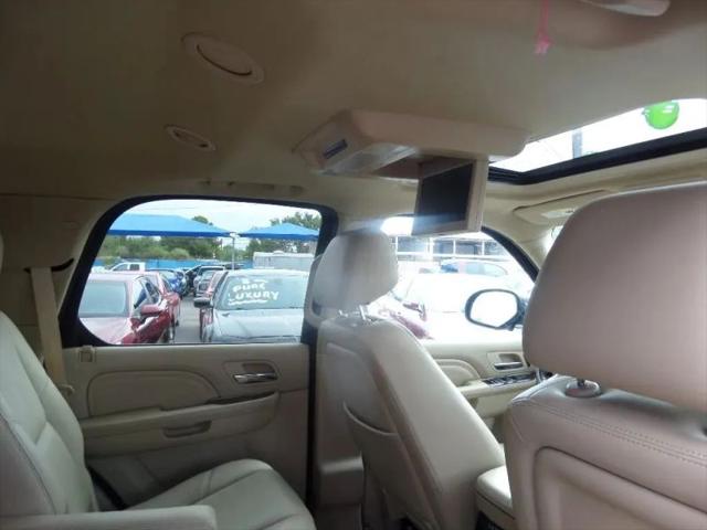 2013 Cadillac Escalade Luxury