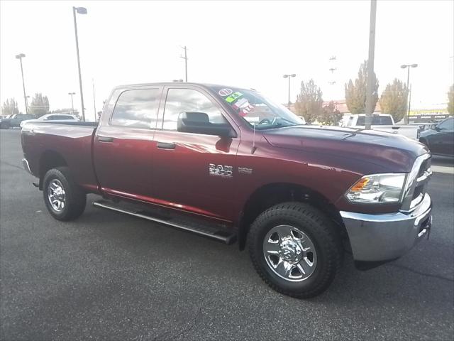 2017 RAM 2500 Tradesman Crew Cab 4x4 64 Box