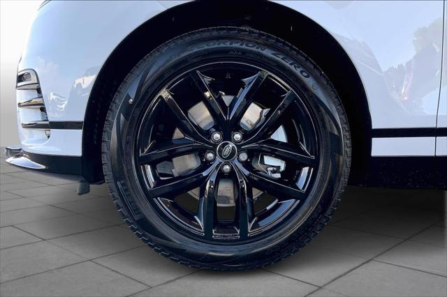 2025 Land Rover Range Rover Velar P250 Dynamic SE