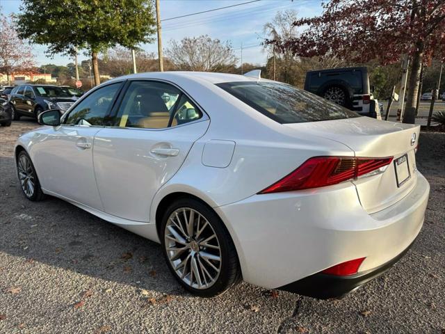 2017 Lexus IS 200t 200t