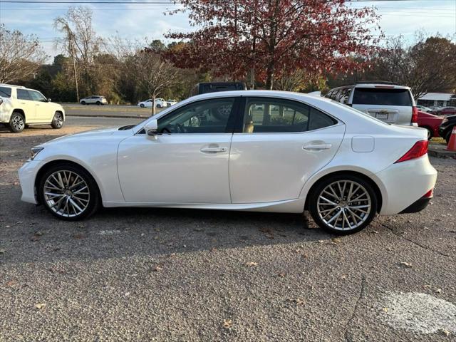 2017 Lexus IS 200t 200t