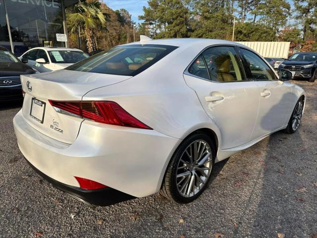 2017 Lexus IS 200t 200t