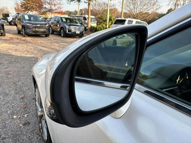 2017 Lexus IS 200t 200t