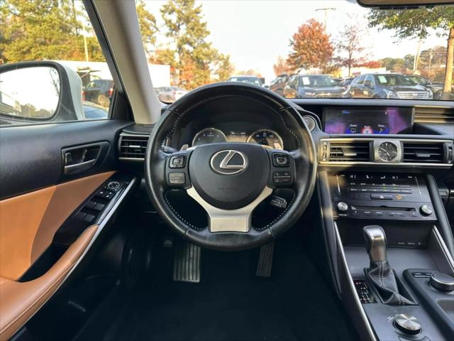 2017 Lexus IS 200t 200t