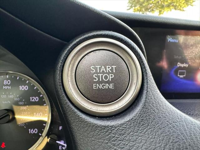 2017 Lexus IS 200t 200t