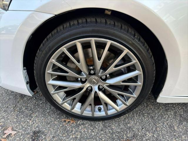 2017 Lexus IS 200t 200t