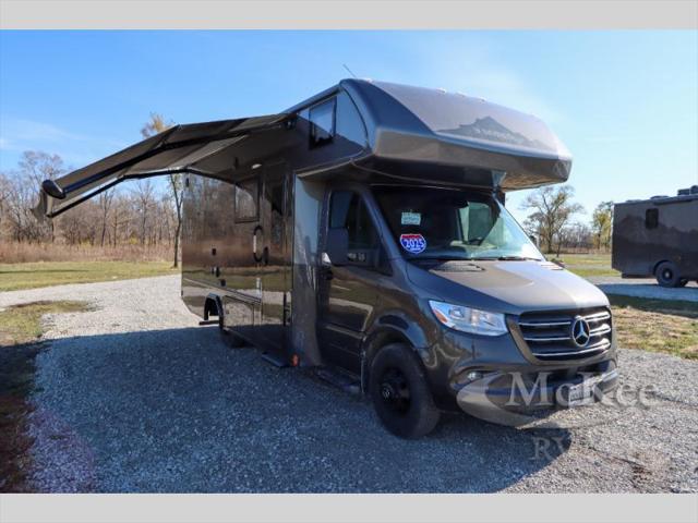 2025 Mercedes-Benz Sprinter 3500XD Chassis Standard Roof 4-Cyl Diesel HO